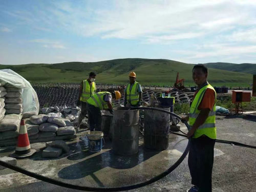 肃宁公路地聚物下沉注浆